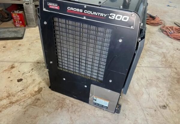 Lincoln Cross Country® 300 Engine Driven Welder Used Lincoln Cross Country® 300 Engine Driven Welder