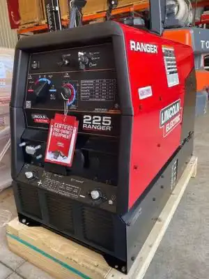 Lincoln Ranger 225 Engine Driven Welder