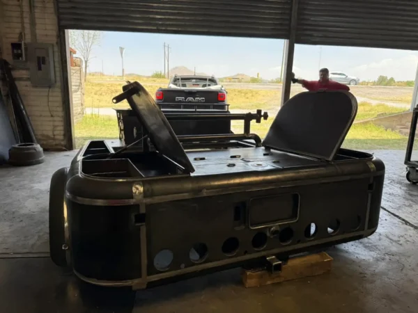 Ford F-350 welding bed,